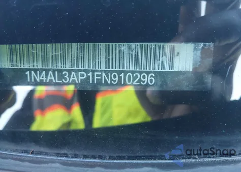 2015 Nissan Altima 2.5 S from USA, damaged, VIN 1N4AL3AP1FN910296